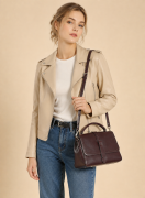 Brązowa skórzana torebka kuferek Maroon z naturalnej skóry. Model