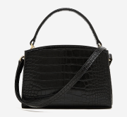 Mała czarna torebka wieczorowa lakierowana o fakturze croco z uchwytem i dopinanym paskiem